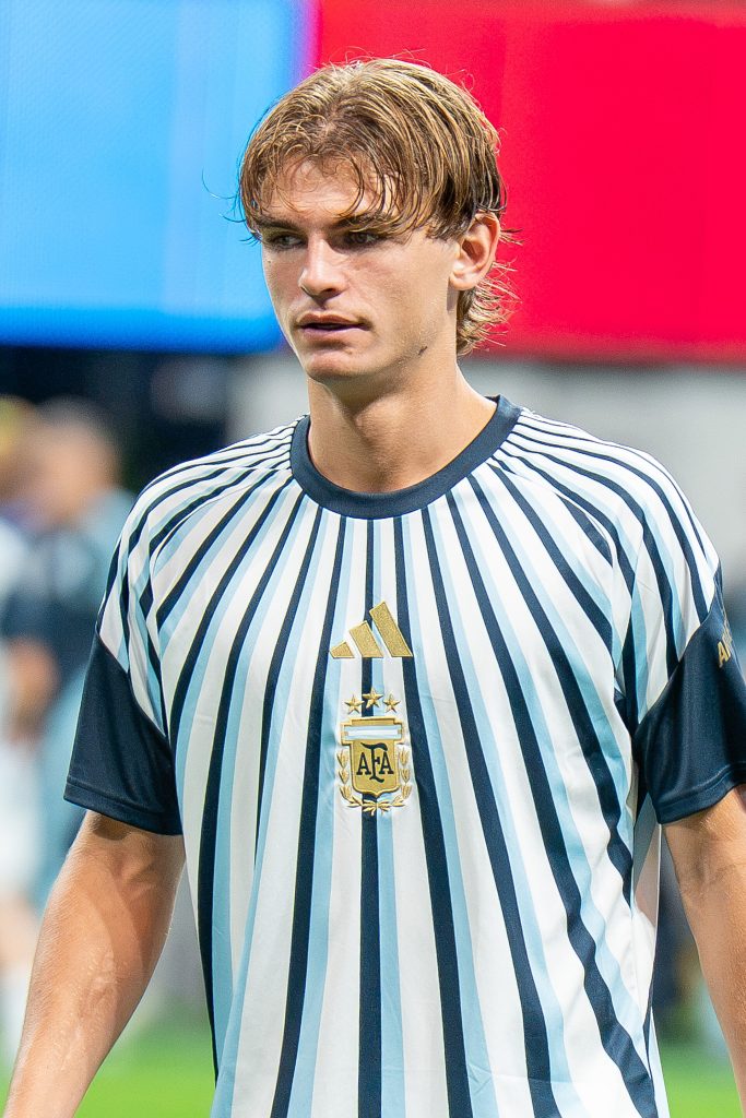 Nico Paz playing for Argentina